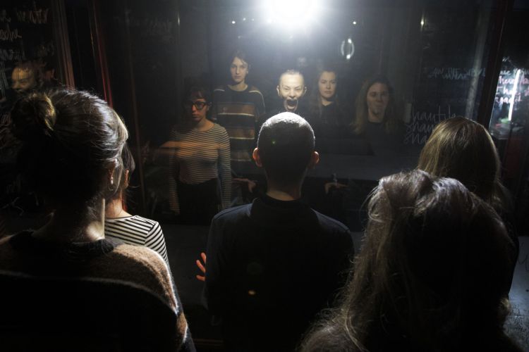 AD3D8899-CE41-4A14-B305-88BBD17CA931_1_201_a