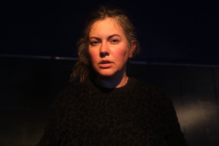 F2C4F56F-0CEC-4B26-B11F-7D1AAD0204B1_1_105_c